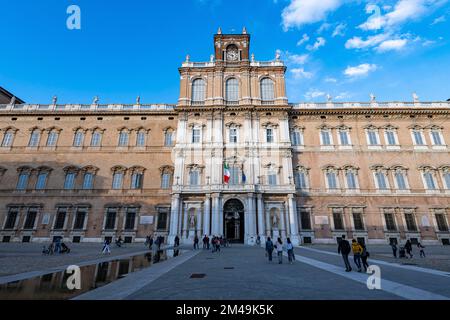 Palazzo Ducale, sito patrimonio dell'umanità dell'UNESCO Modena, Italia Foto Stock