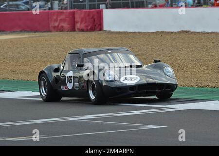 Stephen Nuttall, Chevron B8, Yokohama Trophy per Masters Sports Car Legends, una gara di 50 minuti con vetture che hanno gareggiato dal 1962 al 1974, una gara facoltativa s Foto Stock