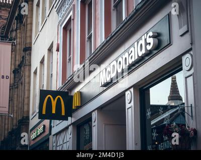 Ristoranti del famoso marchio McDonalds. Foto Stock