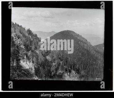 Lookouts - Patrols, Generale. Fotografie relative alle foreste nazionali, alle pratiche di gestione delle risorse, al personale e alla storia culturale ed economica Foto Stock