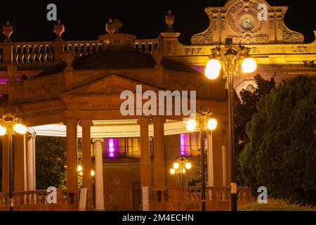 Strade notturne a san luis potosi Foto Stock