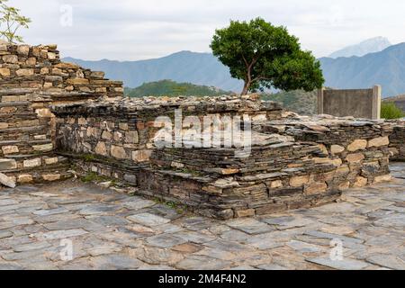 Nemogram stupa e rovine del monastero in Pakistan Foto Stock