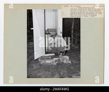 Studi Streamflow - Carolina del Nord. Fotografie relative alle foreste nazionali, alle pratiche di gestione delle risorse, al personale e alla storia culturale ed economica Foto Stock