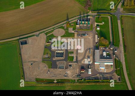 Francia, Mosella (57), Obergailbach, veduta aerea della stazione di pompaggio del gas GRTGaz situata vicino al confine tedesco Foto Stock