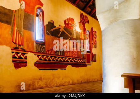 Affreschi nella chiesa romanica di Sant Joan de Boí. Boí, Vall de Boí, Lérida, Catalogna, Spagna, Europa. Foto Stock