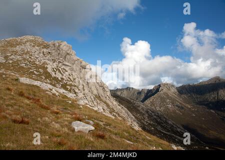 La capra cadde e la capra del Nord cadde vista dalle pendici di Cir Mhor sopra Glen Rosa sull'isola di Arran North Ayrshire Scozia Foto Stock