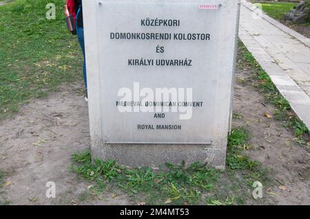 Tomba di Santa Margherita della Casa di Arpad sull'Isola Margherita - Budapest, Ungheria Foto Stock