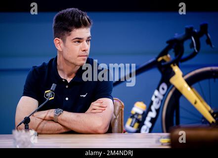 AMSTERDAM - Wout van Aert durante la presentazione in squadra delle squadre ciclistiche del Team Jumbo-Visma 2023. ANP SEM VAN DER WAL olanda fuori - belgio fuori Foto Stock