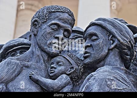 Gli angeli svengono in Piazza San Pietro Foto Stock