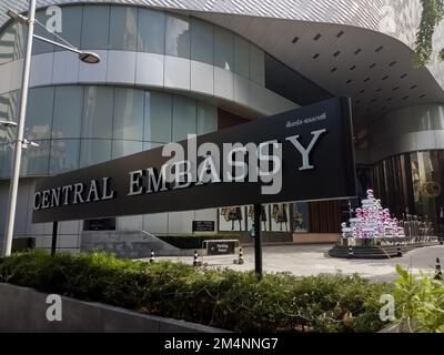 Central Embassy, un lussuoso complesso commerciale a Bangkok, Thailandia. Foto Stock