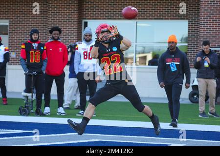 Ferris state Bulldogs Brady Rose (22) durante i riscaldamenti prima della partita di football dei campionati nazionali di NCAA Division II, al McKinney ISD Stadium Foto Stock