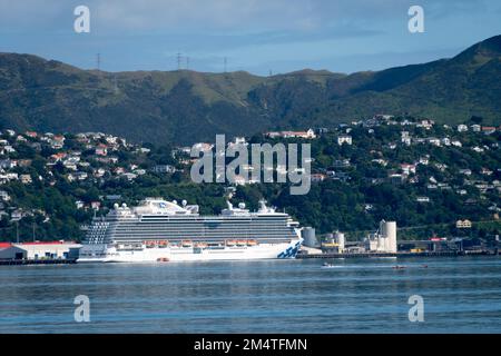 Nave da crociera 'Majestic Princess', ormeggiata a Wellington, North Island, Nuova Zelanda Foto Stock