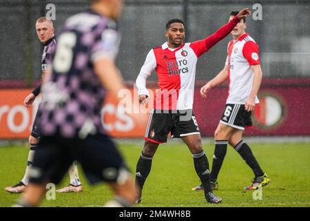 Rotterdam, Paesi Bassi. 23rd Dec 2022. Rotterdam - Quinten Timber of Feyenoord durante la partita tra Feyenoord e Passi pure Eagles a Nieuw Varkenoord il 23 dicembre 2022 a Rotterdam, Paesi Bassi. (Foto da scatola a scatola/Tom Bode) Credit: Foto da scatola a scatola/Alamy Live News Foto Stock