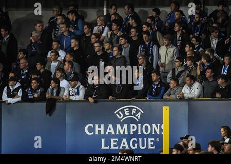 Illustrazione dei tifosi con il logo ufficiale della UEFA Champions League durante la UEFA Champions League, partita di calcio del Gruppo B tra il Club Brugge e il FC Porto il 26 ottobre 2022 a Jan Breydelstadion a Bruges, Belgio - Foto Matthieu Mirville / DPPI Foto Stock