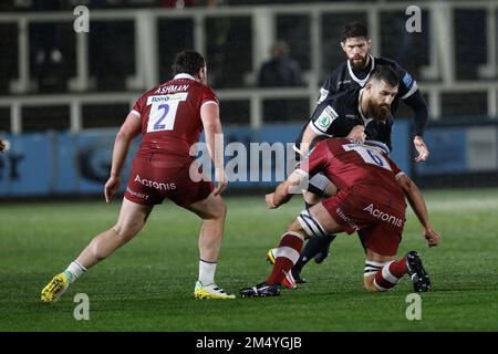 Newcastle, Regno Unito. 17th Dec, 2022. Gary Graham di Newcastle Falcons in azione durante la partita Gallagher Premiership tra Newcastle Falcons e sale Sharks a Kingston Park, Newcastle venerdì 23rd dicembre 2022. (Credit: Chris Lishman | MI New) Credit: MI News & Sport /Alamy Live News Foto Stock