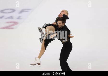 Palavela, Torino, Italia, 09 dicembre 2022, Phebe Bekker/James Hernandez (GBR) durante Jr Ice Dance Rhythm Dance &lt;, Gran Premio di Figura finale di Pattinaggio Torino 2022 (Italia) durante le finali ISU Skating Grand Prix 2022 - Ice Sports Foto Stock