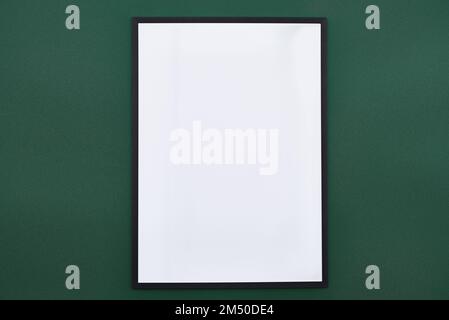 Ha bisogno di spazio pubblicitario. un poster vuoto con spazio per aggiungere il proprio testo. Foto Stock