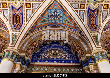 Camera bizantina nel Castello di Sammezzano, palazzo del 19th in stile architettonico moresco, comune di Reggello, provincia di Firenze, Italia Foto Stock