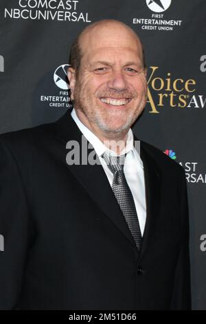 LOS ANGELES - DEC 18: Ron Myers al Voice Arts Awards allo Steven J. Ross Theatre - Warner Brothers Studios il 18 dicembre 2022 a Burbank, CA (Foto di Katrina Jordan/Sipa USA) Foto Stock