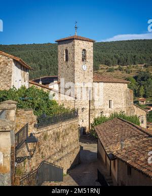 Chiesa di Nuestra Señora del Sagrario a Villoslada de Cameros, la Rioja, Spagna Foto Stock