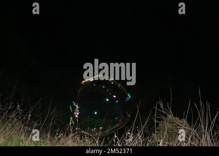 Bolle giganti in montagna Foto Stock