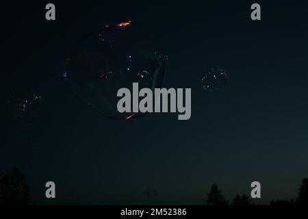 Bolle giganti in montagna Foto Stock