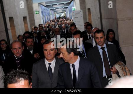 Repertorio fotografico, Italia. 25th Dec, 2022. CERNOBBIO: CONCLUSIONI DELLA SESSIONE PLENARIA DI APERTURA DELL'EXPO 2015. FRANCO FRATTINI E GIUSEPPE SALA (CERNOBBIO - 2011-10-27, Gianpietro Malosio/Fotogramma) ps la foto può essere utilizzata nel rispetto del contesto in cui è stata scattata, e senza intenti diffamazioni del decoro delle persone rappresentate solo uso Editoriale Credit: Independent Photo Agency/Alamy Live News Foto Stock