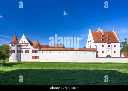 NEUBURG, GERMANIA - 5 SETTEMBRE: La casstle di caccia Gruenau vicino Neuburg, Germania il 5 settembre 2022. Foto Stock