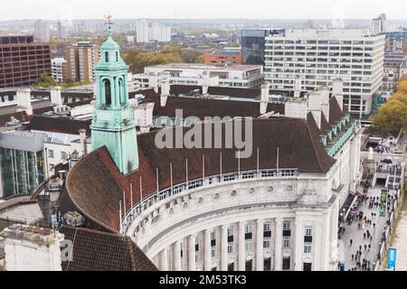 Londra, Regno Unito - 31 ottobre 2017: Paesaggio urbano di Londra, vista aerea del County Hall Foto Stock