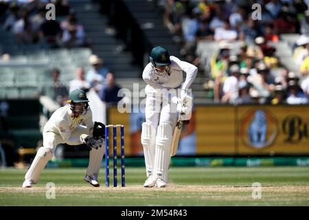 Melbourne, Australia, 26 dicembre 2022. Kyle Verreynne del Sud Africa ha fatto i batti durante il Boxing Day Test Match tra Australia e Sud Africa al Melbourne Cricket Ground il 26 dicembre 2022 a Melbourne, Australia. Credit: Dave Hewison/Speed Media/Alamy Live News Foto Stock