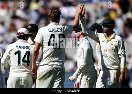 Melbourne, Australia, 26 dicembre 2022. Cameron Green of Australia festeggia durante il Boxing Day Test Match tra Australia e Sud Africa al Melbourne Cricket Ground il 26 dicembre 2022 a Melbourne, Australia. Credit: Dave Hewison/Speed Media/Alamy Live News Foto Stock