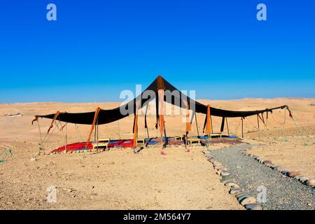 Tenda berbera nel deserto di agafay, Marocco Foto Stock