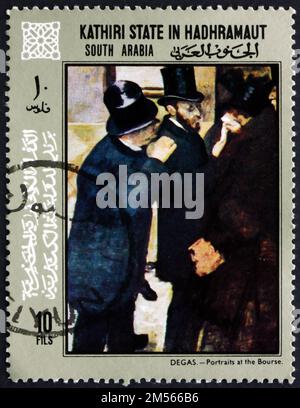 SUD YEMEN KATHIRI STATO DI SEIYUN IN HADHRAMAUT - CIRCA 1967: Un francobollo stampato nel Sud Yemen Kathiri Stato di Seiyun in Hadhramaut mostra Paintin Foto Stock