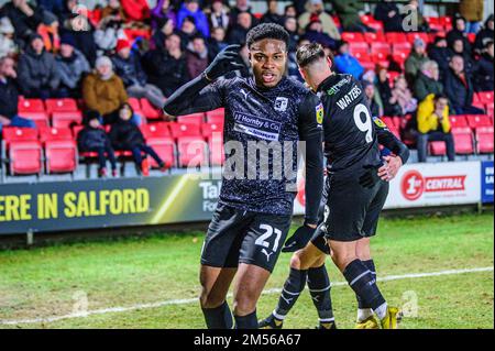 Salford, Regno Unito. 26th Dec 2022. I giocatori di Barrow festeggiano il loro secondo gol durante la partita della Sky Bet League 2 tra Salford City e Barrow al Peninsula Stadium, Moor Lane, Salford, lunedì 26th dicembre 2022. (Credit: Ian Charles | MI News) Credit: MI News & Sport /Alamy Live News Foto Stock