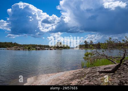 Paesaggio dell'arcipelago svedese vicino a Moensteras, Svezia, Europa Foto Stock