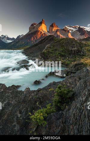 Im Torres del Paine Nationalpark a Süd-Patagonien, Cile. Foto Stock