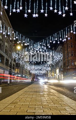 Regno Unito, Londra - West End Christmas Lights su Oxford Street Foto Stock