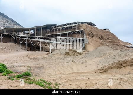 Huaca de la Luna sito archeologico in Perù vicino Trujillo Foto Stock