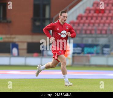 Londra, Regno Unito. 27th Dec, 2022. Jayden Wareham (in prestito da Chelsea) di Leyton Orient w durante la partita di calcio della Lega due tra Leyton Orient e Stevenage allo stadio di Brisbane Road, Londra il 27th dicembre 2022 Credit: Action Foto Sport/Alamy Live News Foto Stock