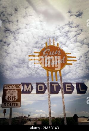 Il Sun'n Sand Motel sulla storica Route 66 a Santa Rosa, New Mexico. Foto Stock