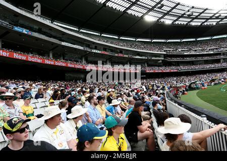 Melbourne, Australia, 28 dicembre 2022. Uno sguardo agli stand durante il Boxing Day Test Match tra Australia e Sud Africa presso il Melbourne Cricket Ground il 28 dicembre 2022 a Melbourne, Australia. Credit: Dave Hewison/Speed Media/Alamy Live News Foto Stock