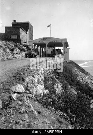 La porta per la Palestina. Un posto di frontiera britannico sul mare ad Akka (noto anche come Accho o Acre) Foto Stock