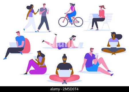 Persone con gadget flat vettore illustrazioni set. Uomini e donne felici che utilizzano i personaggi dei cartoni animati dei dispositivi digitali. Istruzione a distanza, disegno di lavoro remoto Illustrazione Vettoriale