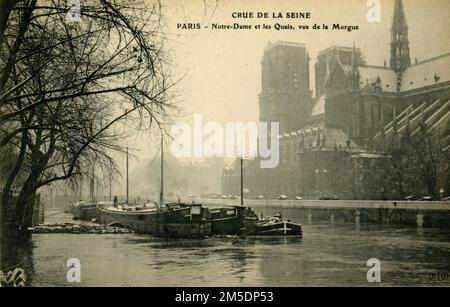 Alluvione a Parigi 1910 - Inondations de Paris en janvier 1910 - crue de la Seine - Notre Dame et les Quais, vue de la Morgue Foto Stock