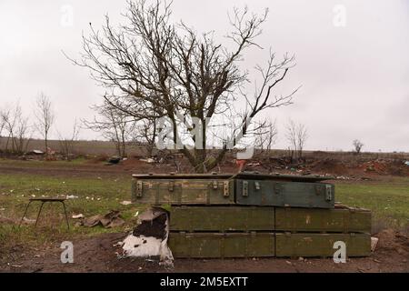 24 novembre 2022, Snihurivka, Mykolaiv Oblast, Ucraina: Una piccola città di Snihurivka dopo la liberazione dall'occupazione russa. Una città strategica chiave, che si trova ai confini delle regioni di Mykolaiv e Kherson, con autostrade e ferrovie, che collegano Snihurivka con la vicina capitale dell'oblast Kherson. Foto Stock