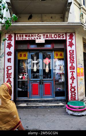 Lee Wah & Co.. Negozio di sarti a Bowbazar, Kolkata, India. Foto Stock