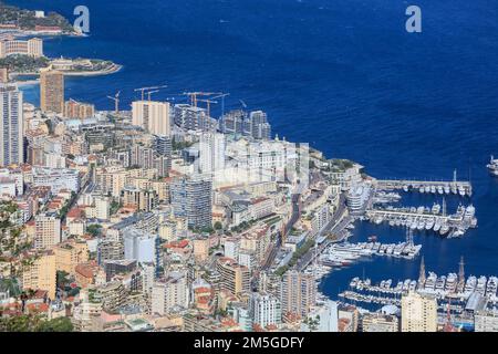 Quartiere di Monte-Carlo con grande cantiere del nuovo quartiere Marterra costruito nel mare, precedentemente chiamato Anse du Portier, architetto Foto Stock