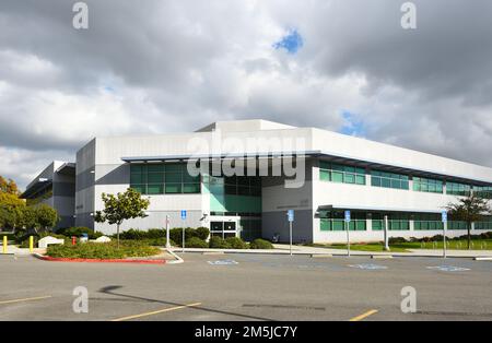 CERRITOS, CALIFORNIA - 28 DEC 2022: Student Accessibility Services, SAS, edificio nel campus del Cerritos College. Foto Stock