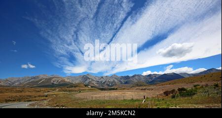 Sky Over Craigieburn Range - Nuova Zelanda Foto Stock