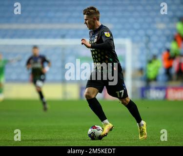 Coventry, Regno Unito. 29th Dec, 2022. Viktor Gyökeres #17 di Coventry City durante il campionato Sky Bet Match Coventry City vs Cardiff City a Coventry Building Society Arena, Coventry, Regno Unito, 29th dicembre 2022 (Photo by Nick Browning/News Images) a Coventry, Regno Unito il 12/29/2022. (Foto di Nick Browning/News Images/Sipa USA) Credit: Sipa USA/Alamy Live News Foto Stock